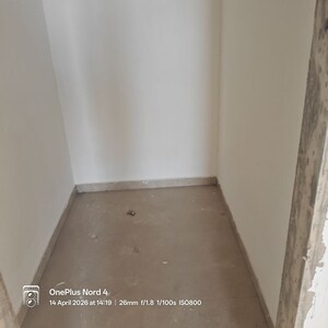 Building Lobby in 3.5 BHK Apartment at Omaxe R2, Gomti Nagar – for Sale