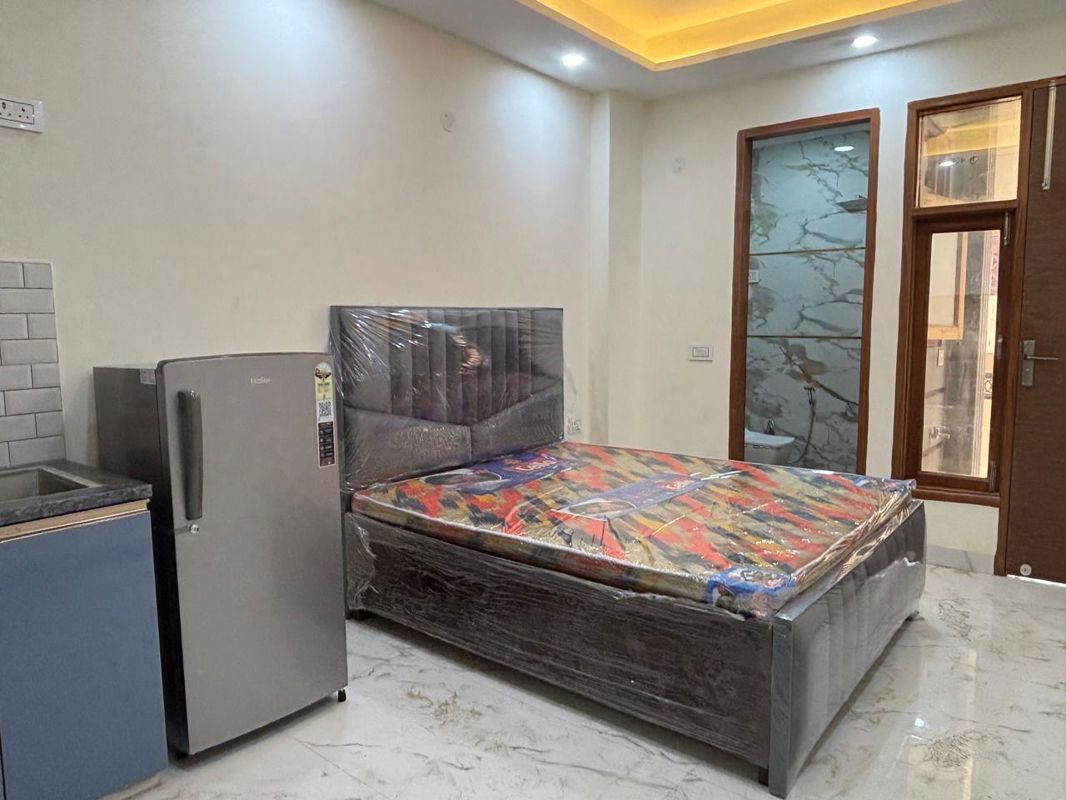 1 Rk+ Study Room Builder Floor For Rent in South Delhi