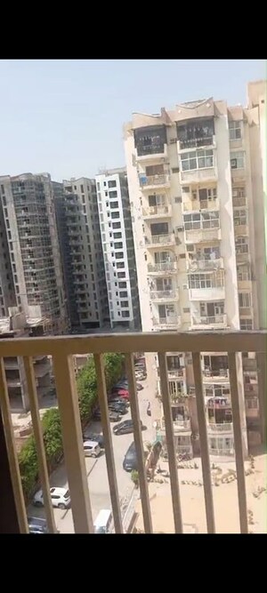 Master Plan in 3 BHK Apartment at Gulmohur Garden, Raj Nagar Extension – for Rent