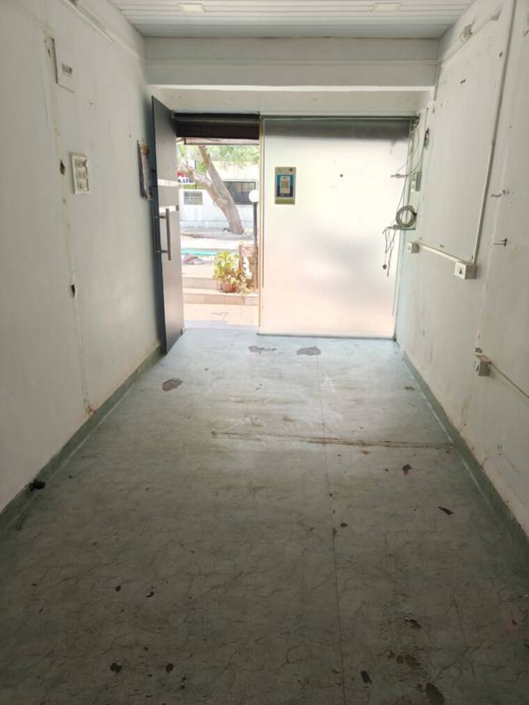 undefined, nerul sector 19 Commercial Shop 600 Sq.Ft. In Nerul Sector 19 Navi Mumbai 10313606