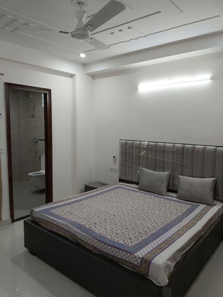 Bedroom, global-foyer 3 Bedroom 1450 Sq.Ft. Builder Floor In Sector 43 Gurgaon 10313666