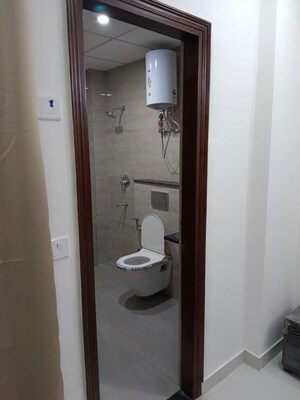 Building Lobby in 3 BHK Builder Floor at Global Foyer, Sector 43 – for Rent