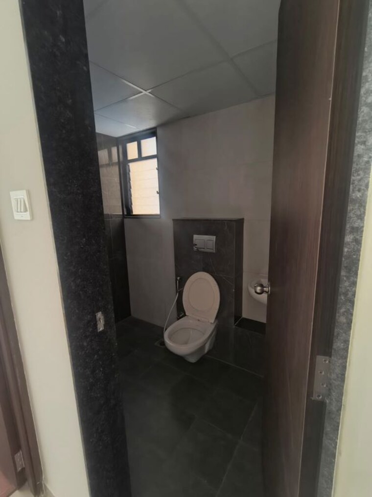 Bathroom, shapoorji-pallonji-joyville-celestia 1 Bedroom 500 Sq.Ft. Apartment In Hadapsar Pune 10313677