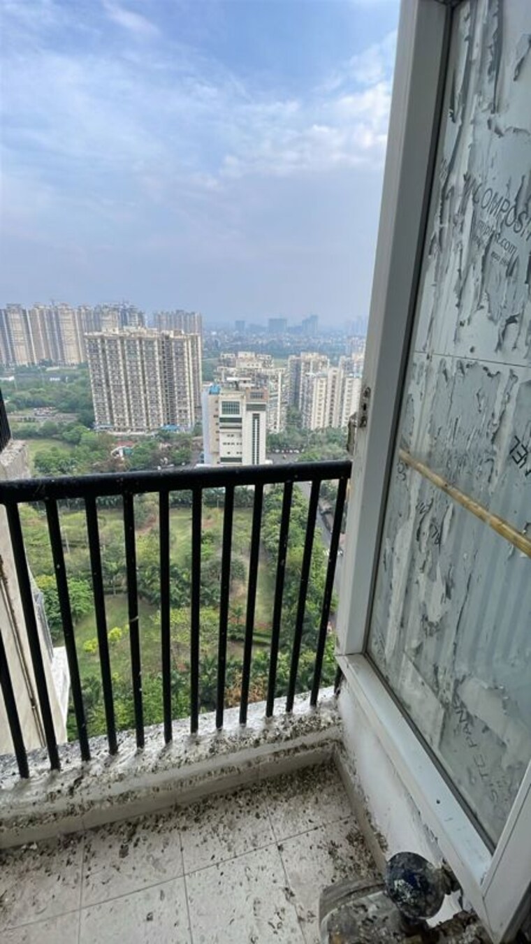 Balcony, ajnara-le-garden 2 Bedroom 875 Sq.Ft. Apartment In Sector 16b Greater Noida Greater Noida 10313694