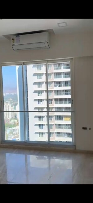 Room in 3 BHK Apartment at Ekta Tripolis, Goregaon West – for Rent