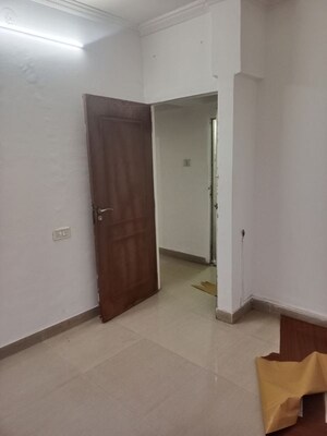 Room in 1 BHK Apartment at Royal Palm Island, Goregaon East – for Rent