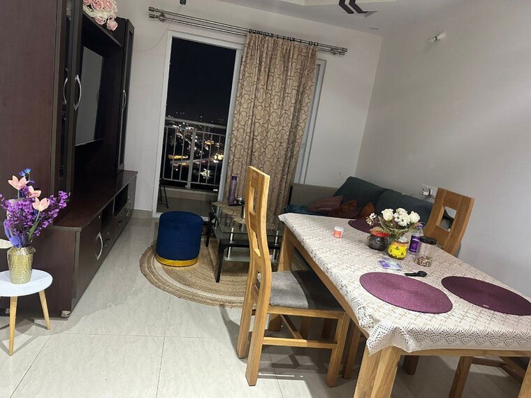 Dining area, mantri-serenity 2 Bedroom 1025 Sq.Ft. Apartment In Kanakapura Road Bangalore 10313746