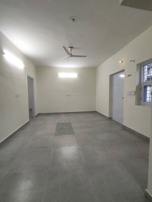 Room in 2 BHK Independent House at Sector 57 – for Rent