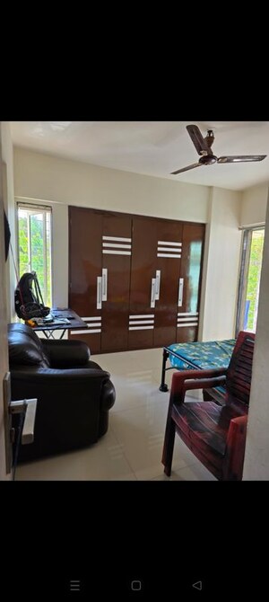 Team Area in 2 BHK Apartment at Cosmos Lounge, Manpada – for Rent