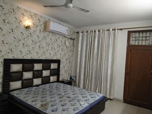 Bedroom in 3 BHK Apartment at Mona Greens, Ghazipur – for Rent