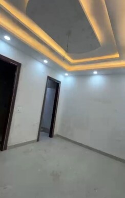 2.5 BHK Builder Floor For Sale in Ultima 107