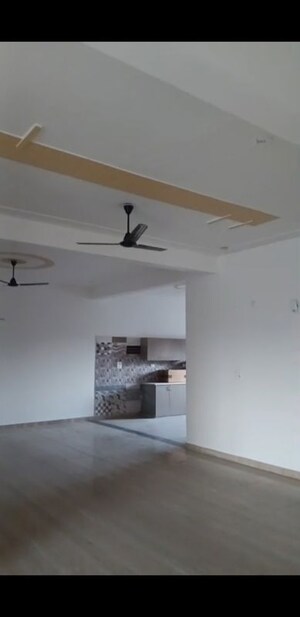 4 BHK Builder Floor For Rent in Sector 85