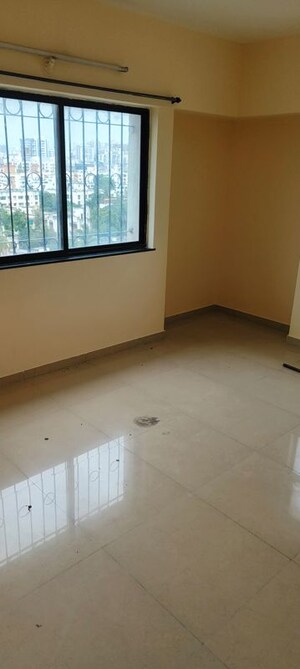 Room in 3 BHK Apartment at Goel Ganga Hill Mist Harmony, Kondhwa – for Rent