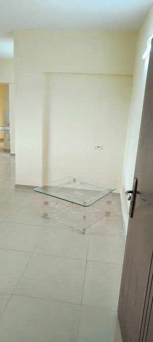 Room in 3 BHK Apartment at Goel Ganga Hill Mist Harmony, Kondhwa – for Rent