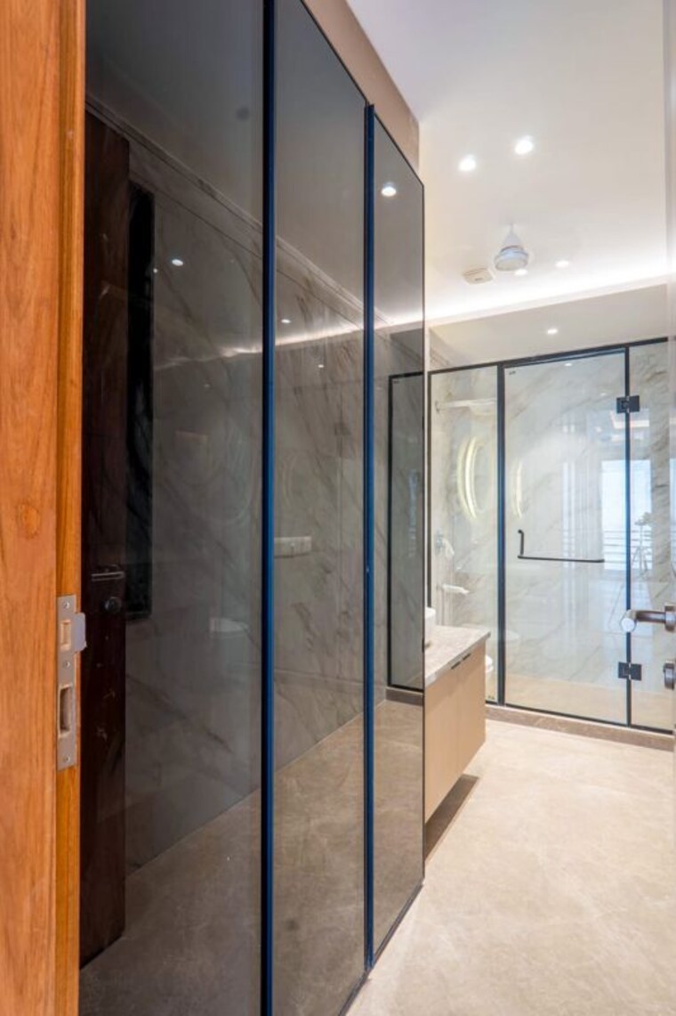Bathroom, sector 85 4 Bedroom 350 Sq.Yd. Builder Floor In Sector 85 Faridabad 10313885
