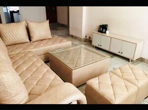 Bathroom in 3.5 BHK Apartment at Mayur Vihar – for Rent