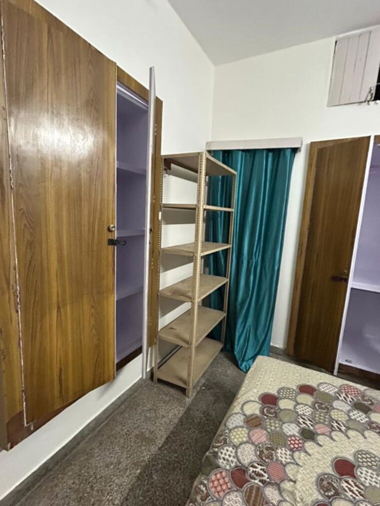 Balcony, green park 1 RK 100 Sq.Yd. Builder Floor In Green Park Delhi 10313896