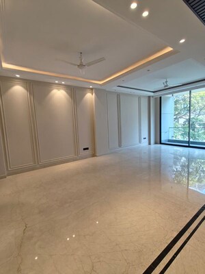 Room in 3 BHK Builder Floor at East Of Kailash – for Rent