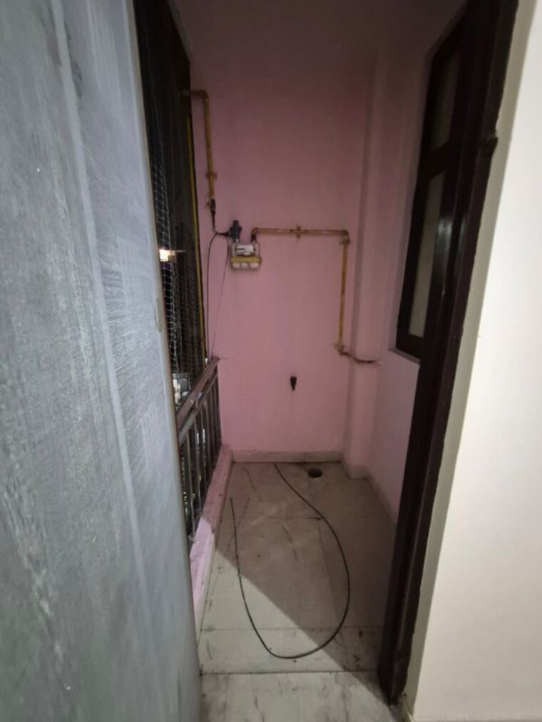 Bathroom, mayur vihar 2.5 Bedroom 550 Sq.Ft. Builder Floor In Mayur Vihar Delhi 10313898