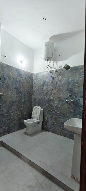 Bathroom in 1 BHK Apartment at Govind Vihar – for Rent