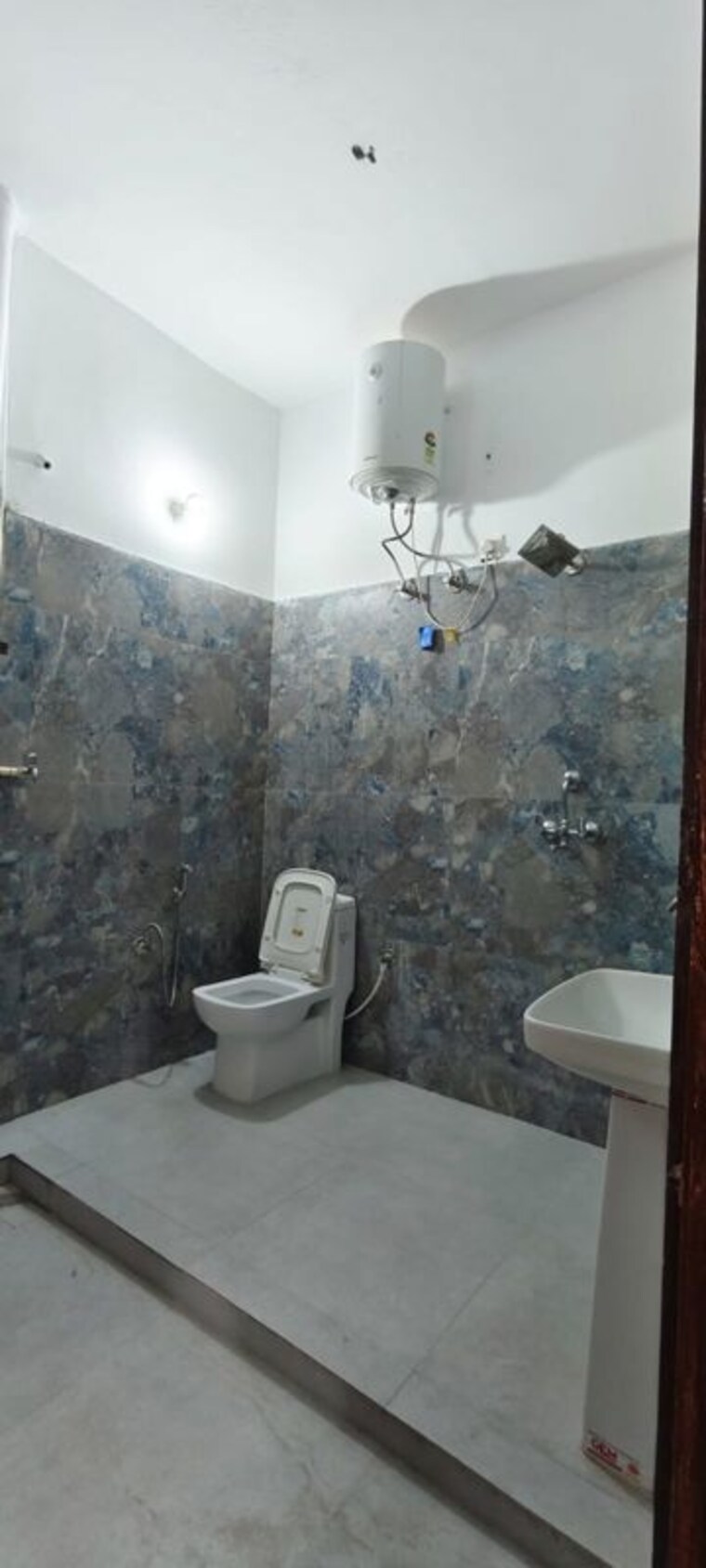 Bathroom, govind vihar 1 Bedroom 1200 Sq.Ft. Apartment In Govind Vihar Dehradun 10255694