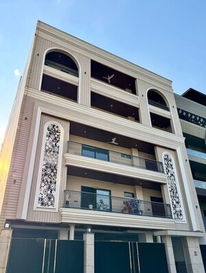 4 BHK Builder Floor – Exterior View View at TDI The Retreat, Sector 89 - for Sale