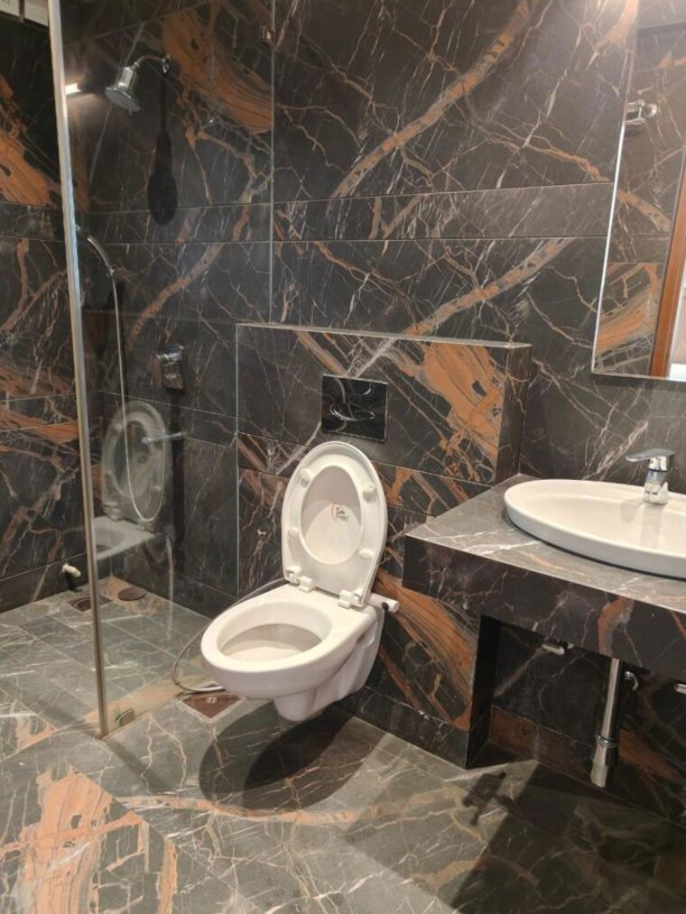 Bathroom, clover-realty-delta-empress 5 Bedroom 8486 Sq.Ft. Apartment In Sopan Baug Pune 10313937