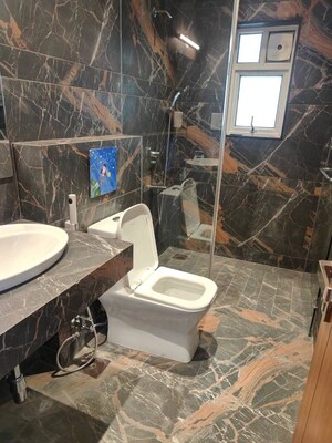 Bathroom in 5 BHK Apartment at Clover Realty Delta Empress, Sopan Baug – for Rent