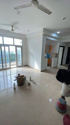 2 BHK Apartment For Sale in Ajnara Homes