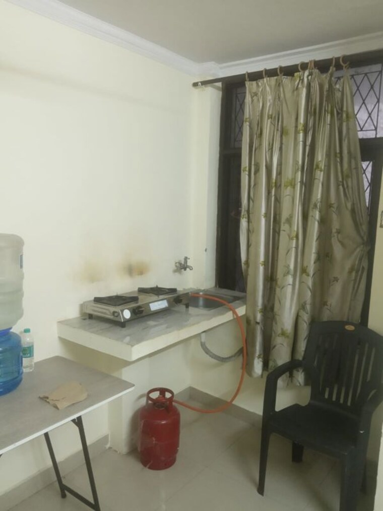 Kitchen, saket 1 RK 300 Sq.Ft. Apartment In Saket Delhi 10313989