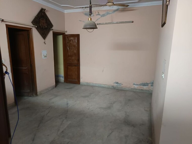 Lobby, fateh nagar 2.5 Bedroom 100 Sq.Yd. Builder Floor In Fateh Nagar Delhi 10314013