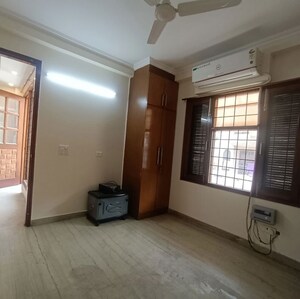 Bedroom in 3 BHK Builder Floor at Chittaranjan Park – for Rent