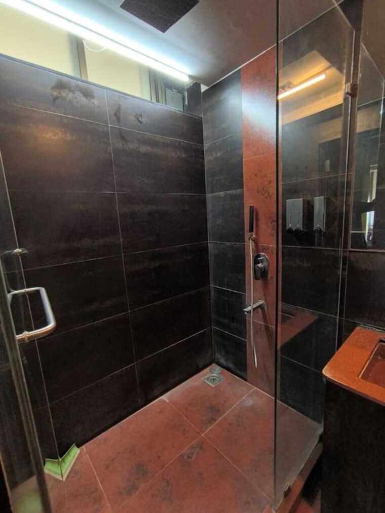 Bathroom, eden-garden-chs 3.5 Bedroom 1800 Sq.Ft. Apartment In Viman Nagar Pune 10314020