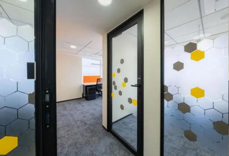 Room, wadhwa-the-capital Commercial Office Space 3055 Sq.Ft. In Bandra East Mumbai 10314026