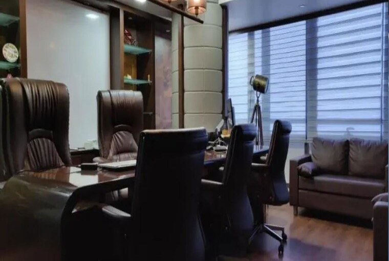 Gym, wadhwa-the-capital Commercial Office Space 2050 Sq.Ft. In Bandra East Mumbai 10314028