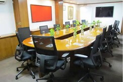 Office Space For Rent in Parinee Crescenzo