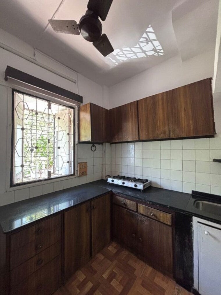 Kitchen, pushp-vatika-chs 3 Bedroom 1100 Sq.Ft. Apartment In Santacruz West Mumbai 10314034