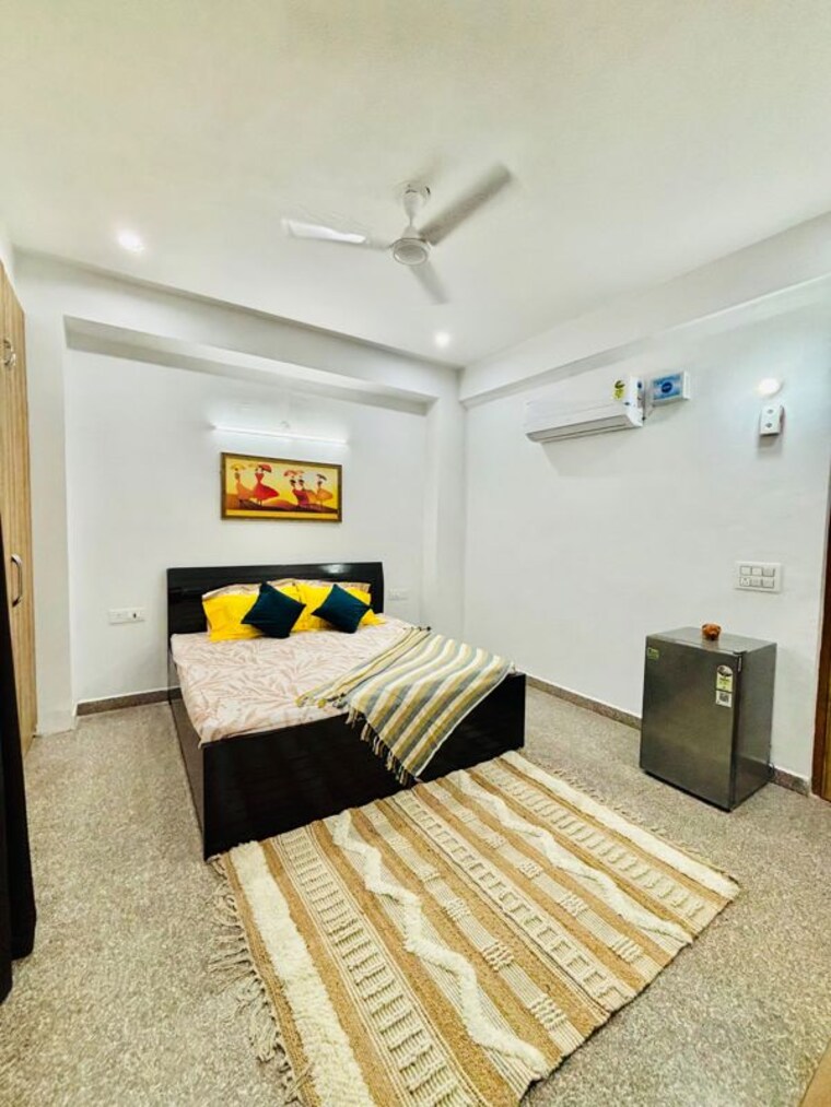 Bedroom, bptp-park-grandeura 3 Bedroom 2000 Sq.Ft. Apartment In Sector 82 Faridabad 10314040