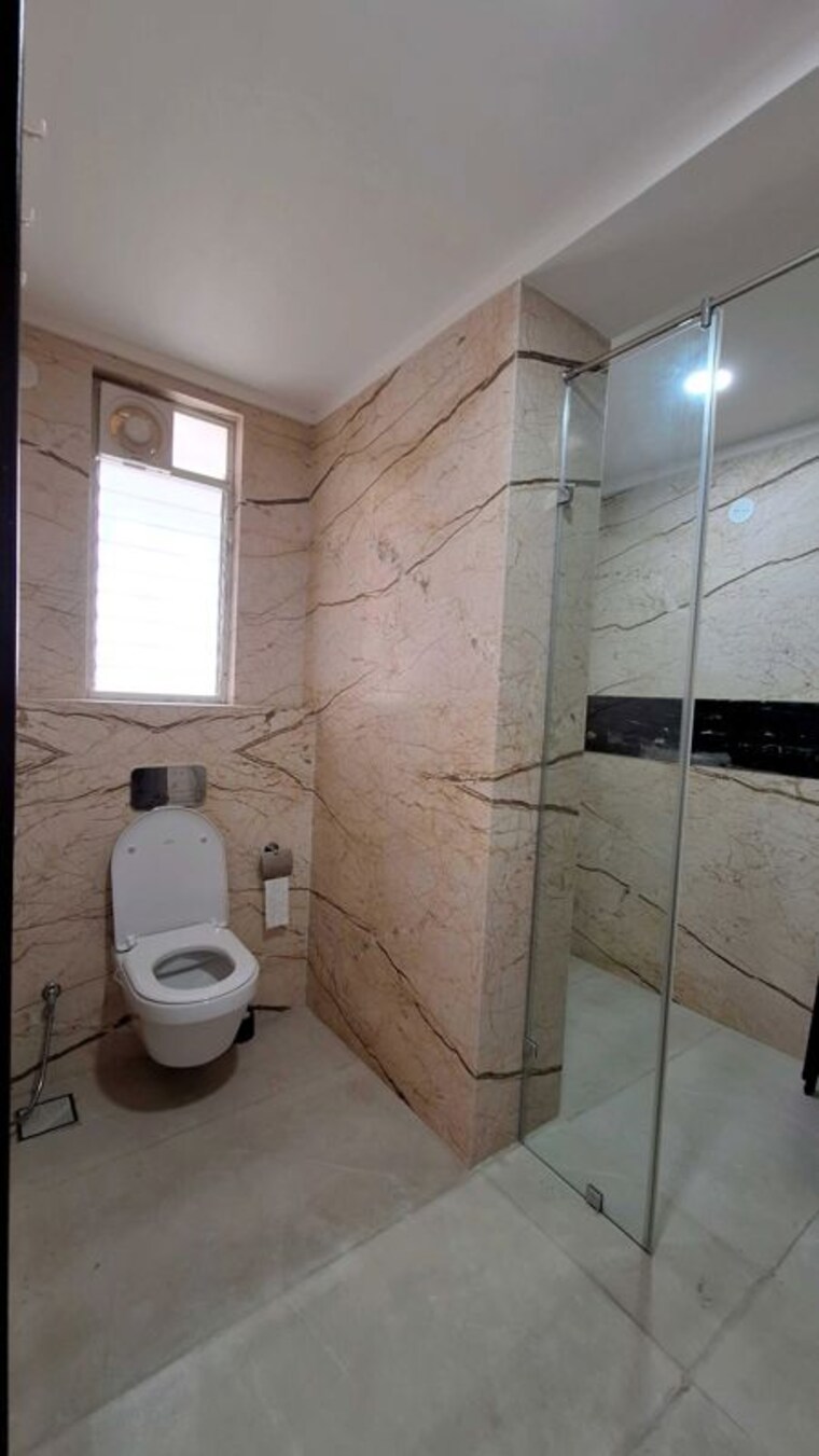 Bathroom, hermes-212-riverwalk 3.5 Bedroom 2100 Sq.Ft. Apartment In Kalyani Nagar Pune 10314059