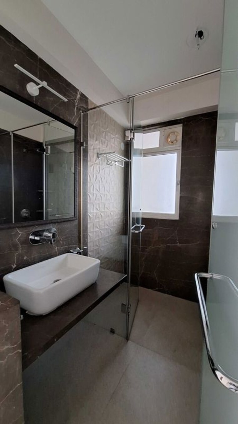Bathroom, hermes-212-riverwalk 3.5 Bedroom 2100 Sq.Ft. Apartment In Kalyani Nagar Pune 10314059