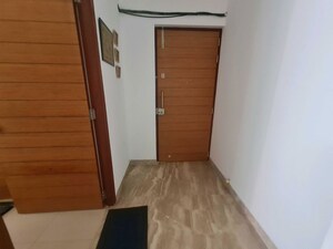3 BHK Apartment – Entrance View at Mhada Colony - for Rent