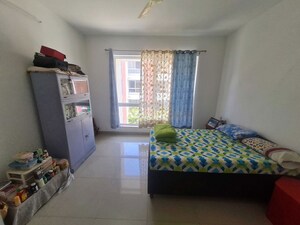 Bedroom in 3 BHK Apartment at Mhada Colony – for Rent