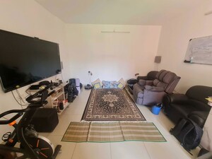 Common Area in 3 BHK Apartment at Mhada Colony – for Rent