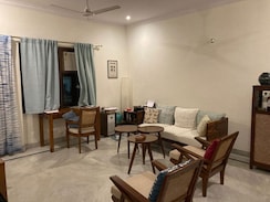 3 BHK Builder Floor For Sale in Gulmohar Park