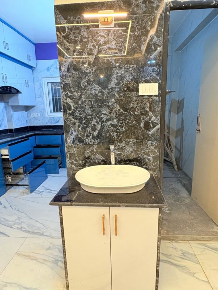 Bathroom, new town action area 1 3 Bedroom 1400 Sq.Ft. Apartment In New Town Action Area 1 Kolkata 10314231