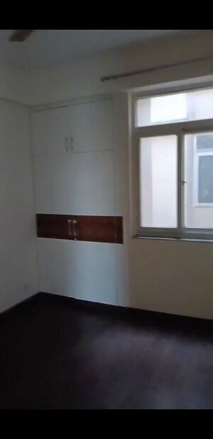 Room in 4 BHK Apartment at BPTP Park Elite Premium, Sector 84 – for Rent