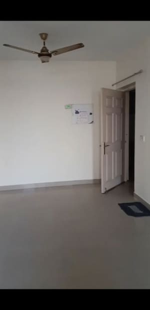 Room in 4 BHK Apartment at BPTP Park Elite Premium, Sector 84 – for Rent