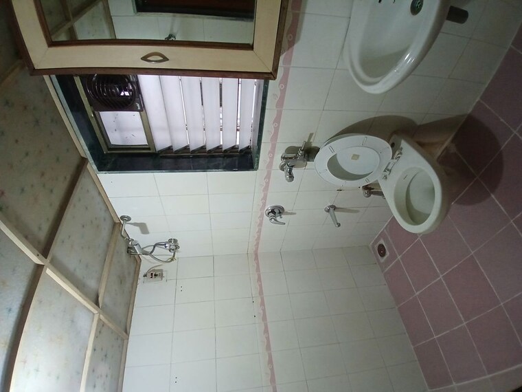 Bathroom, sadguru-complex-i 2 Bedroom 1050 Sq.Ft. Apartment In Goregaon East Mumbai 10314274