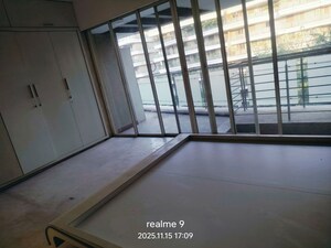 Room in 4 BHK Apartment at Supreme Pallacio, Baner – for Sale