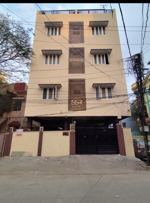 6+ BHK Apartment For Sale in Mehdipatnam